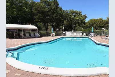 1055 Country Club Drive #404, Margate, FL 33063 - Photo 35