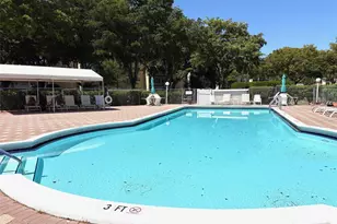 1055 Country Club Dr, Margate, FL 33063 - Photo 35