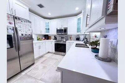 2340 N 58th Terrace, Hollywood, FL 33021 - Photo 7