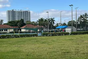 810 Lake Shore Dr, West Palm Beach, FL 33403 - Photo 35