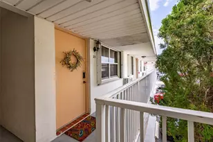 810 Lake Shore Dr, West Palm Beach, FL 33403 - Photo 23