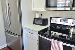 5629 SW 40th St, West Park, FL 33023 - Photo 3