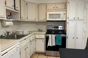 300 Bayview Dr, Sunny Isles Beach, FL 33160 - Photo 21