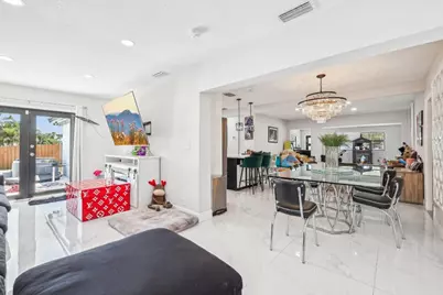 2030 SW 22nd Avenue, Fort Lauderdale, FL 33312 - Photo 11