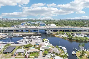 2030 SW 22nd Ave, Fort Lauderdale, FL 33312 - Photo 23