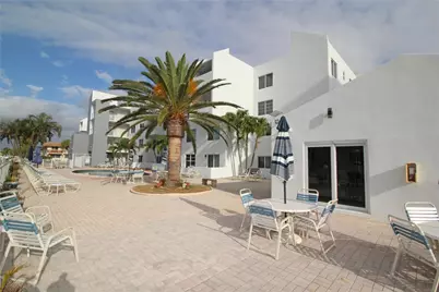 2860 NE 14th Street #103 D, Pompano Beach, FL 33062 - Photo 21