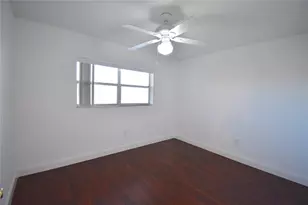 3051 Sunrise Lakes Dr Unit, Sunrise, FL 33322 - Photo 7