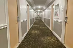 19201 Collins Ave, North Miami Beach, FL 33160 - Photo 19