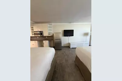 19201 Collins Avenue, Sunny Isles Beach, FL 33160 - Photo 15