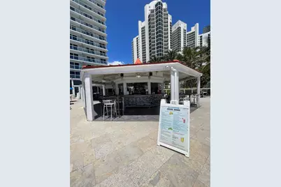 19201 Collins Avenue, Sunny Isles Beach, FL 33160 - Photo 31