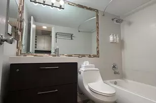 19201 Collins Ave, Sunny Isles Beach, FL 33160 - Photo 13