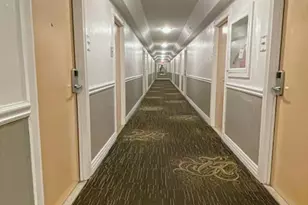 19201 Collins Ave, North Miami Beach, FL 33160 - Photo 19