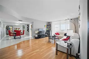 100 Golden Isles Dr, Hallandale Beach, FL 33009 - Photo 15