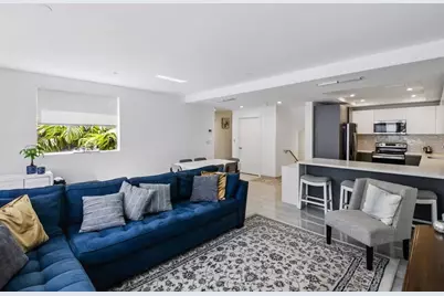 700 NE 14th Avenue #208, Fort Lauderdale, FL 33304 - Photo 7