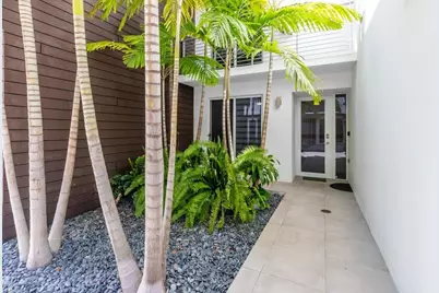 700 NE 14th Avenue #208, Fort Lauderdale, FL 33304 - Photo 3