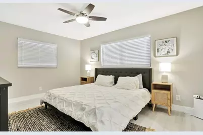 1035 NW 5th Avenue, Boca Raton, FL 33432 - Photo 35