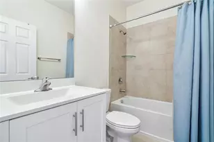 4990 Loebner Terrace, Davie, FL 33314 - Photo 17