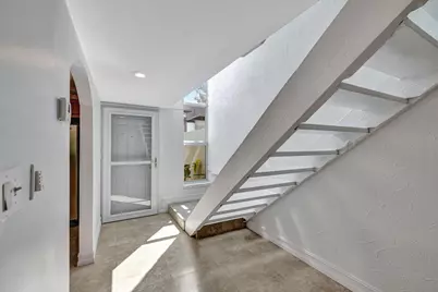 2017 N Dixie Highway, Fort Lauderdale, FL 33305 - Photo 29