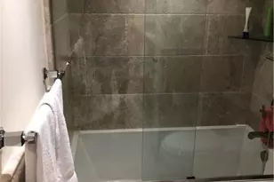 1 Las Olas Cir, Fort Lauderdale, FL 33316 - Photo 23