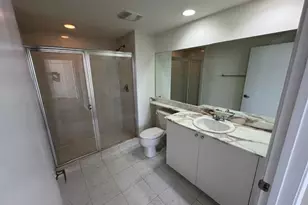 18800 NE 29th Ave, Aventura, FL 33180 - Photo 11