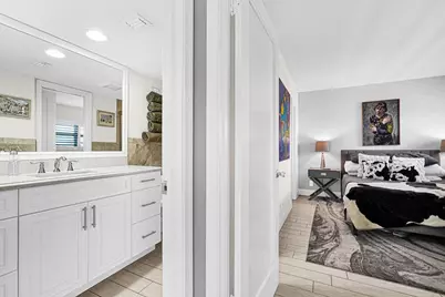 5100 Bayview Drive #404, Fort Lauderdale, FL 33308 - Photo 19