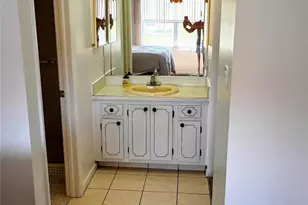 9481 Sunrise Lakes Blvd, Sunrise, FL 33322 - Photo 9