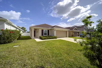 5485 NW Pine Trail Circle, Port Saint Lucie, FL 34983 - Photo 3