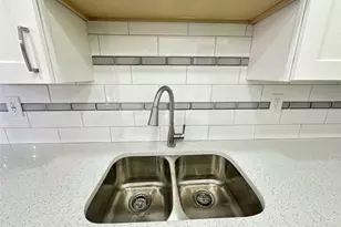 2048 Newport N Unit, Deerfield Beach, FL 33442 - Photo 3