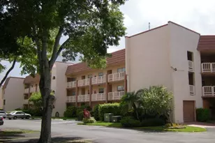 9020 Sunrise Lakes Blvd, Sunrise, FL 33322 - Photo 25