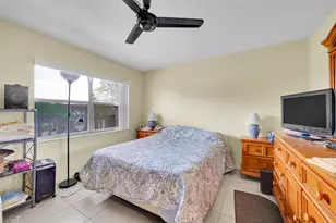 9020 Sunrise Lakes Blvd, Sunrise, FL 33322 - Photo 7