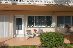 725 SW 11th Ave, Hallandale Beach, FL 33009 - Photo 7