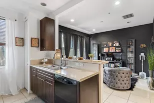 2851 W Prospect Rd Unit, Tamarac, FL 33309 - Photo 13