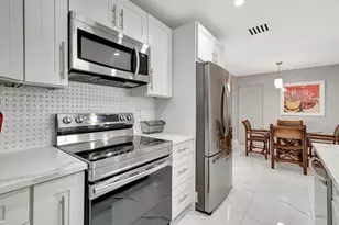 710 SE 3rd Ave, Delray Beach, FL 33483 - Photo 7