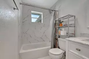 710 SE 3rd Ave, Delray Beach, FL 33483 - Photo 17