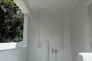 1735 NW 69th St, Miami, FL 33147 - Photo 25