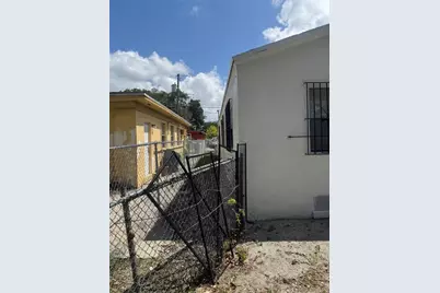 1735 NW 69th Street, Miami, FL 33147 - Photo 29