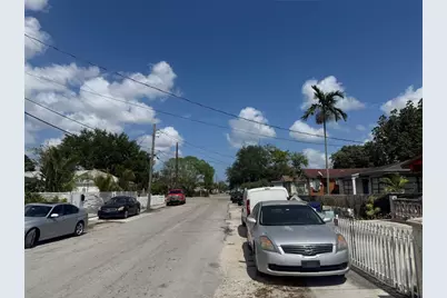 1735 NW 69th Street, Miami, FL 33147 - Photo 3