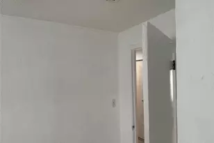 1735 NW 69th St, Miami, FL 33147 - Photo 17