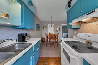 11 SW 4th Avenue #11, Boca Raton, FL 33432 - Photo 17