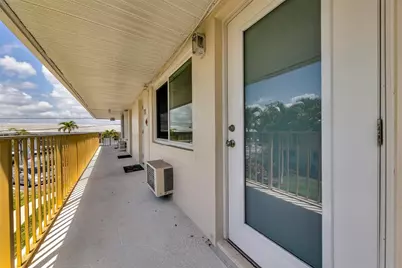 11 SW 4th Avenue #11, Boca Raton, FL 33432 - Photo 29