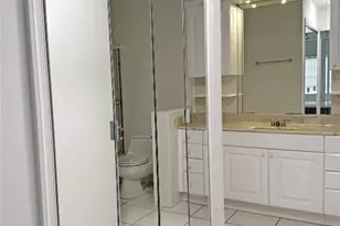 6485 Bay Club Dr, Fort Lauderdale, FL 33308 - Photo 7