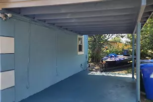 1041 NW 23rd Terrace, Fort Lauderdale, FL 33311 - Photo 5