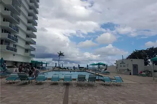 3725 S Ocean Dr, Hollywood, FL 33019 - Photo 17