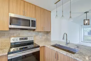 113 Royal Park Unit, Oakland Park, FL 33309 - Photo 11