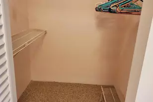 1000 St Charles Pl, Pembroke Pines, FL 33026 - Photo 11