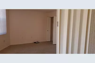 1000 Saint Charles Place #215, Hollywood, FL 33026 - Photo 3