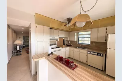 6095 N Sabal Palm Boulevard #212, Tamarac, FL 33319 - Photo 7