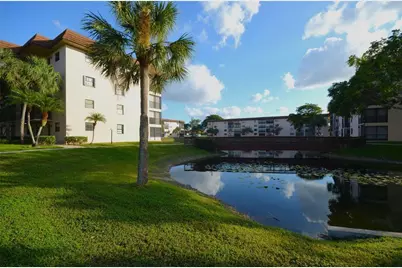 6095 N Sabal Palm Boulevard #212, Tamarac, FL 33319 - Photo 15