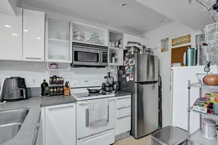 555 NE 15th St, Miami, FL 33132 - Photo 7