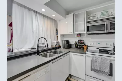 555 NE 15th Street #T4(704), Miami, FL 33132 - Photo 15